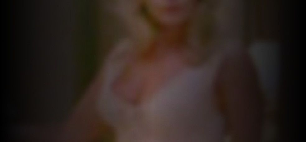 Check out Beverly D'Angelo nude plus all your favorite celebs here ...