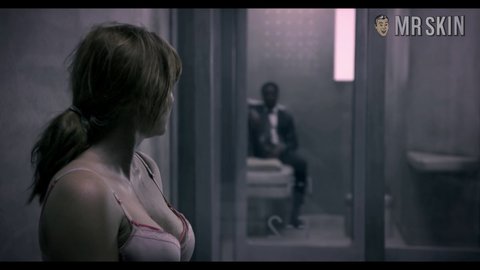 nude mirror scene Nude mirror scene
